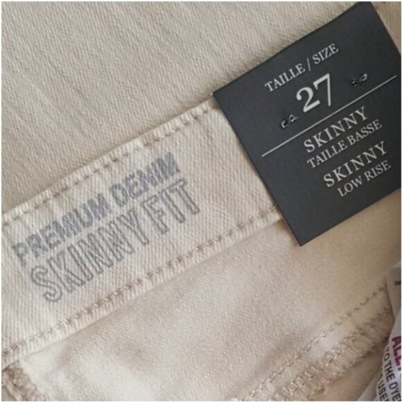 🇨🇦 SMART SET - Low-Rise Skinny Jeans - Picture 6 of 15